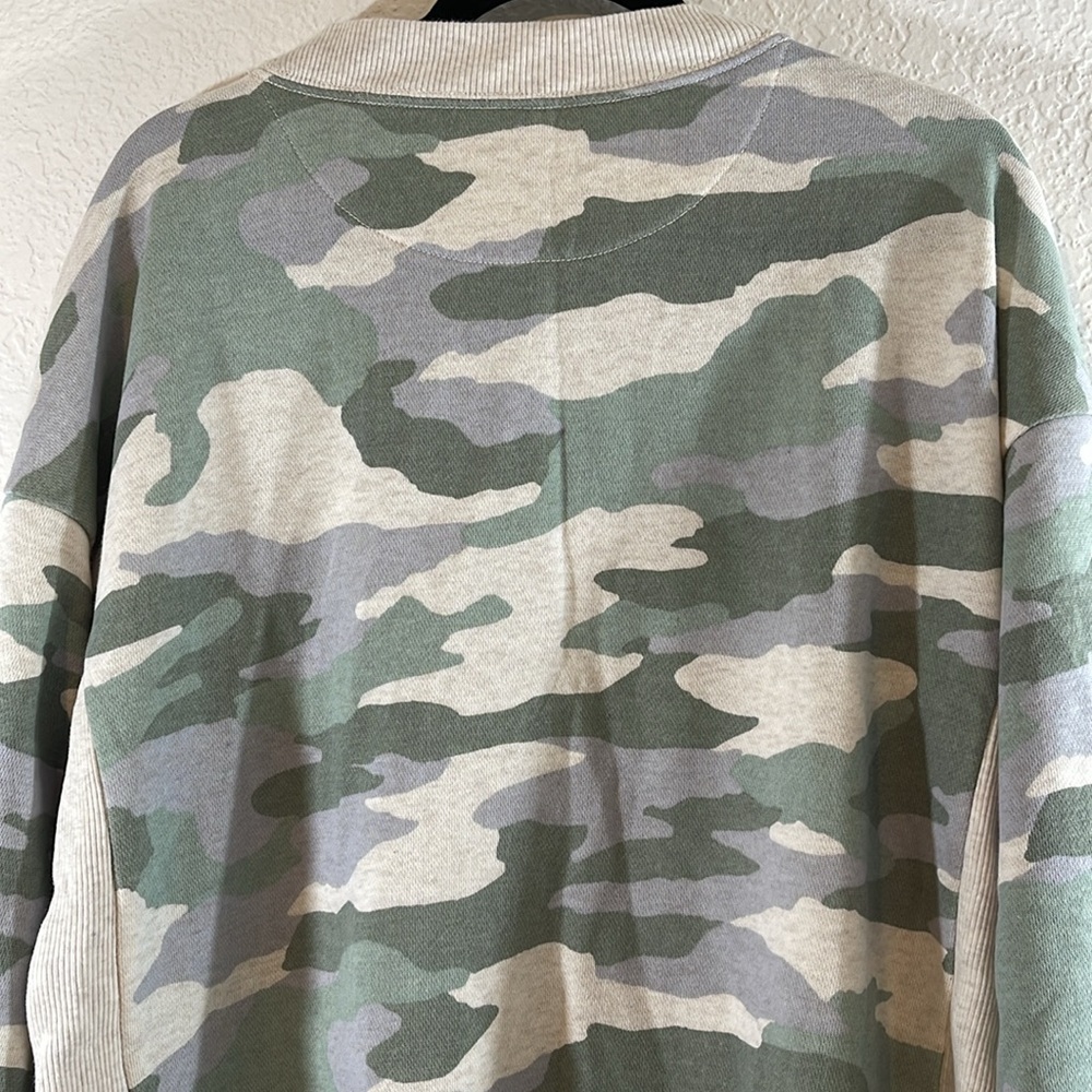AERIE Good Vibes Camo Oversized Pullover Sweatshirt Size Medium NEW - Picture 6 of 13